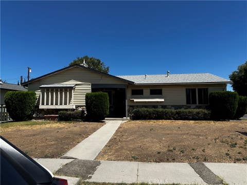 Photo of 23301 Hamlin ST, West Hills, CA 91307 (MLS # CV26168246)