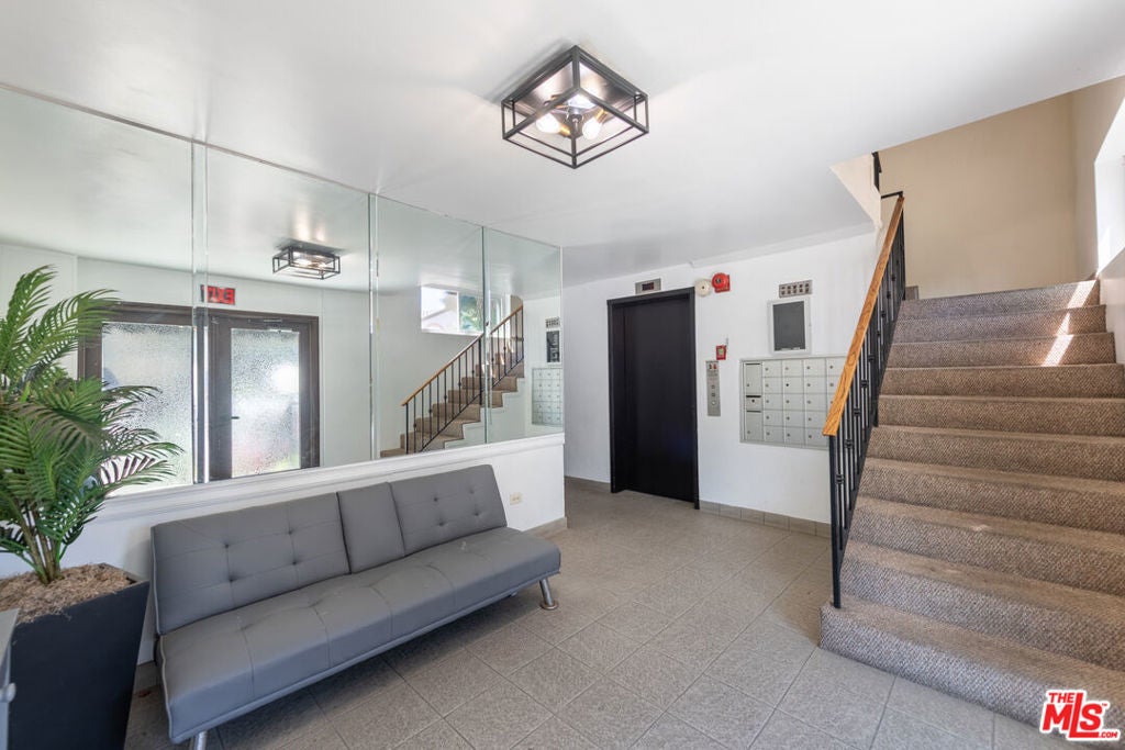 11639 Chenault Street 302