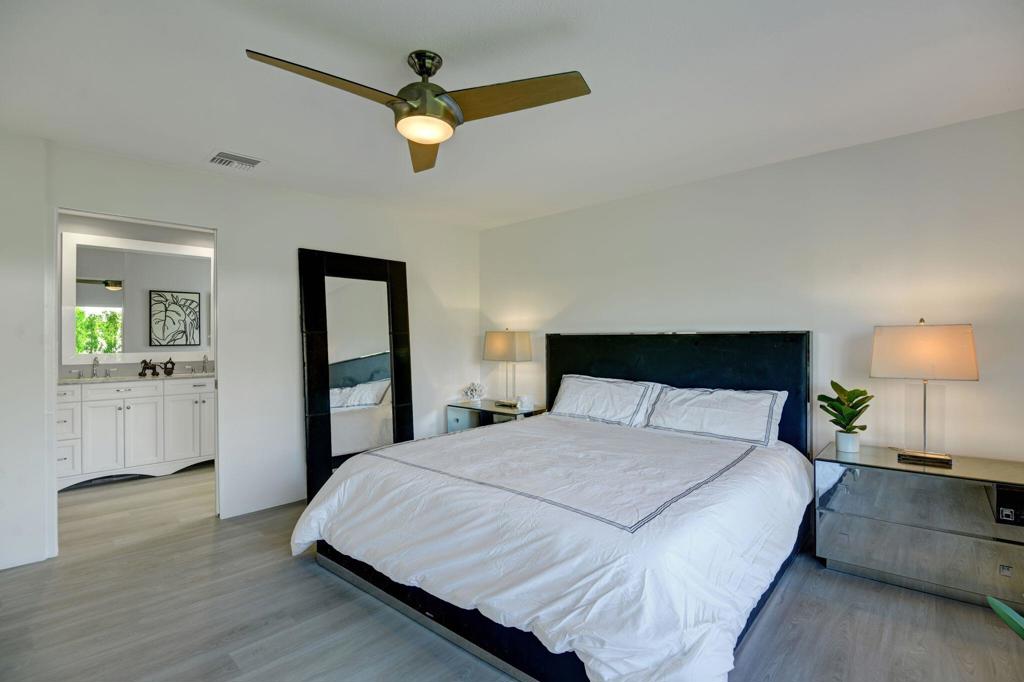 Los Compadres - Residential