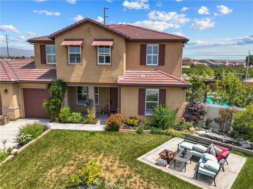 1600 Liv Court