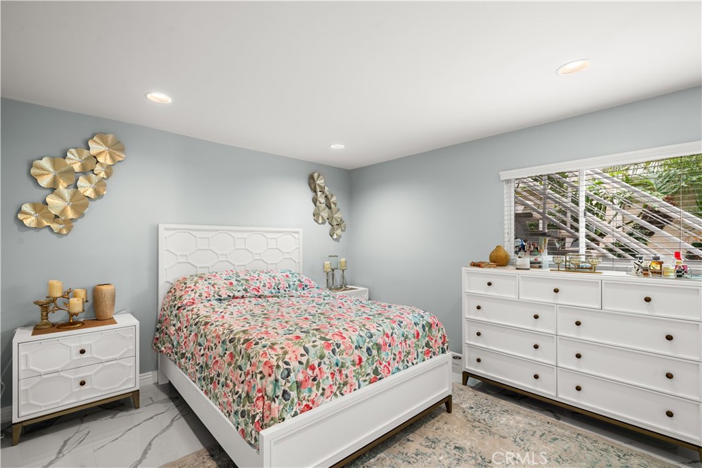 Old Town (OLDT) - Residential Lease
