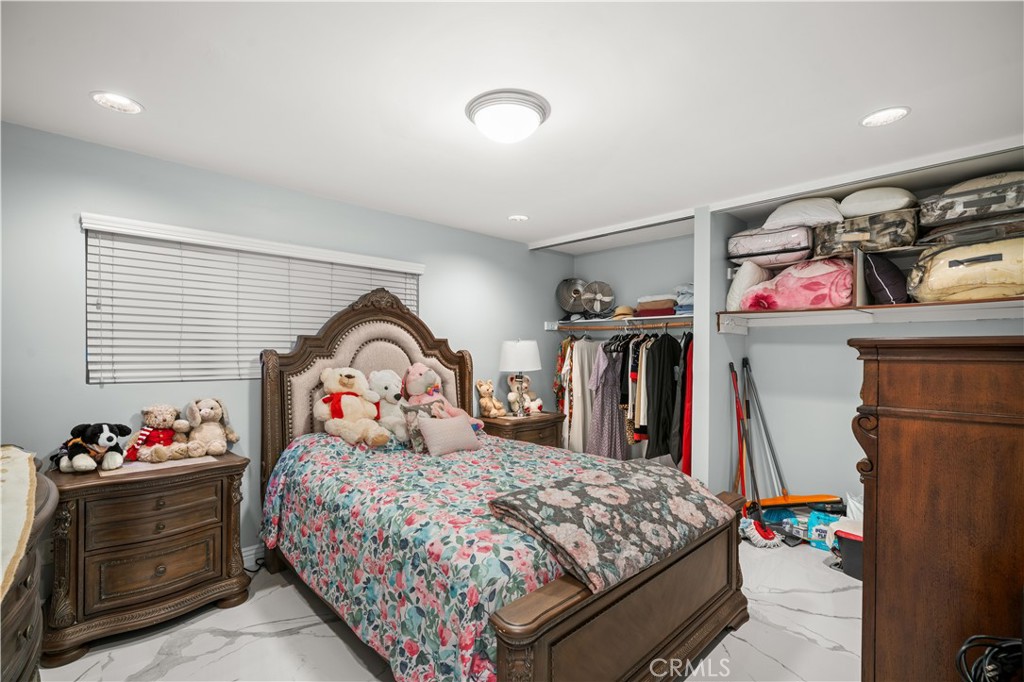 Old Town (OLDT) - Residential Lease