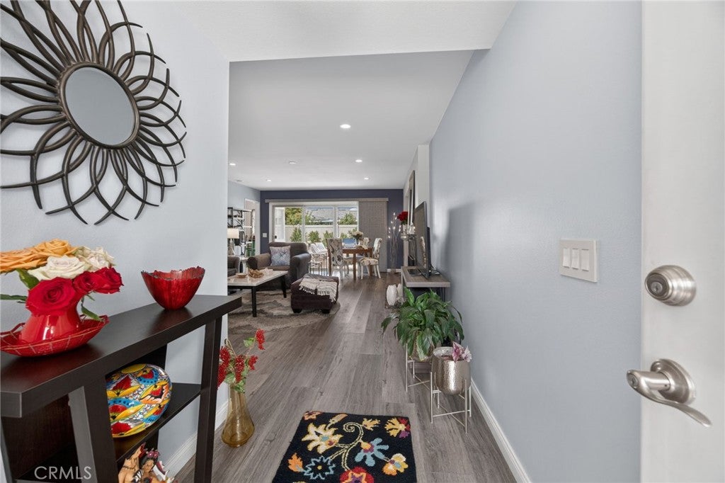 2525 Neptune Place