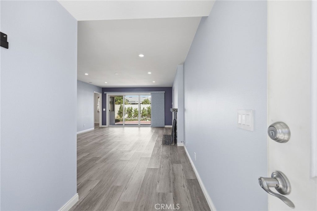 2525 Neptune Place
