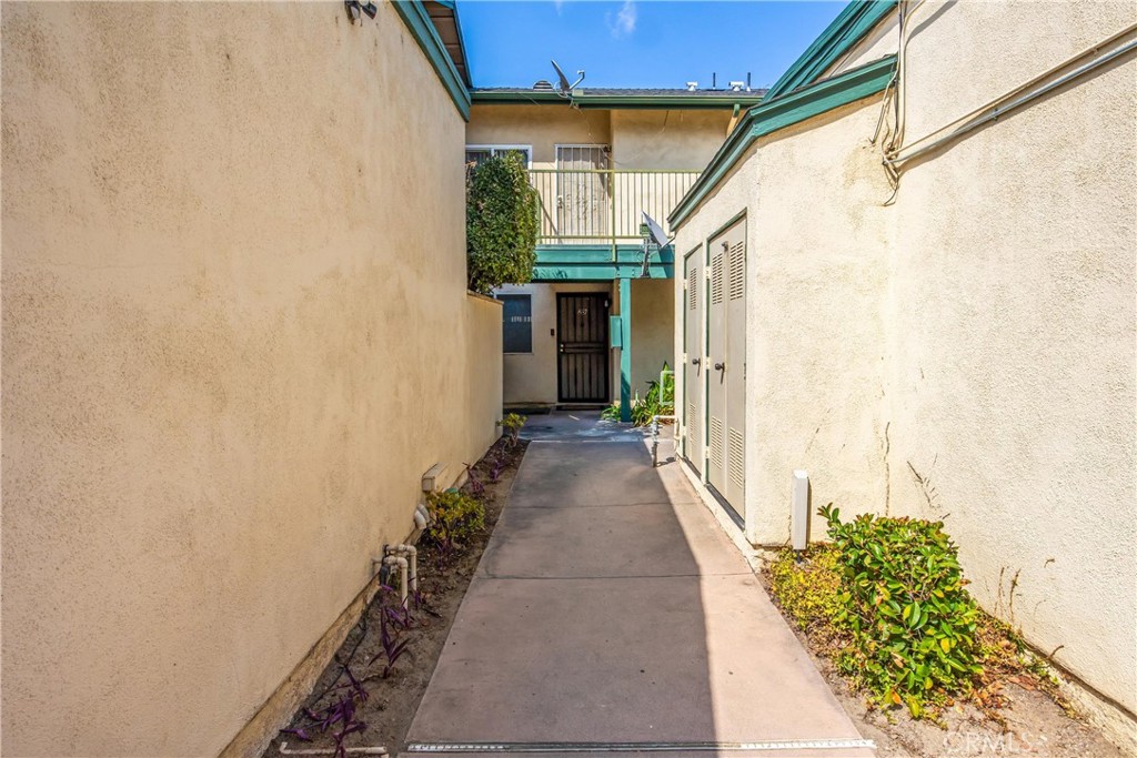 2652 Shadow Hills Drive