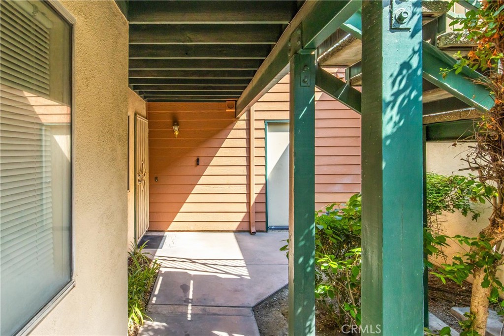 2652 Shadow Hills Drive