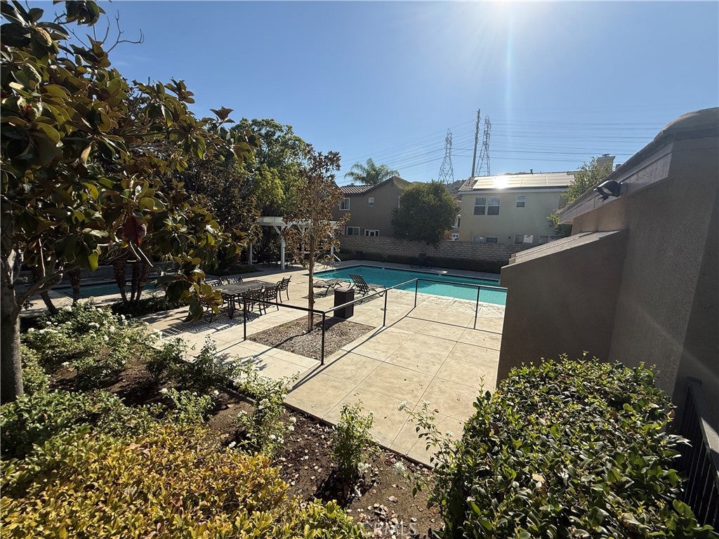 28282 Cedar Lane