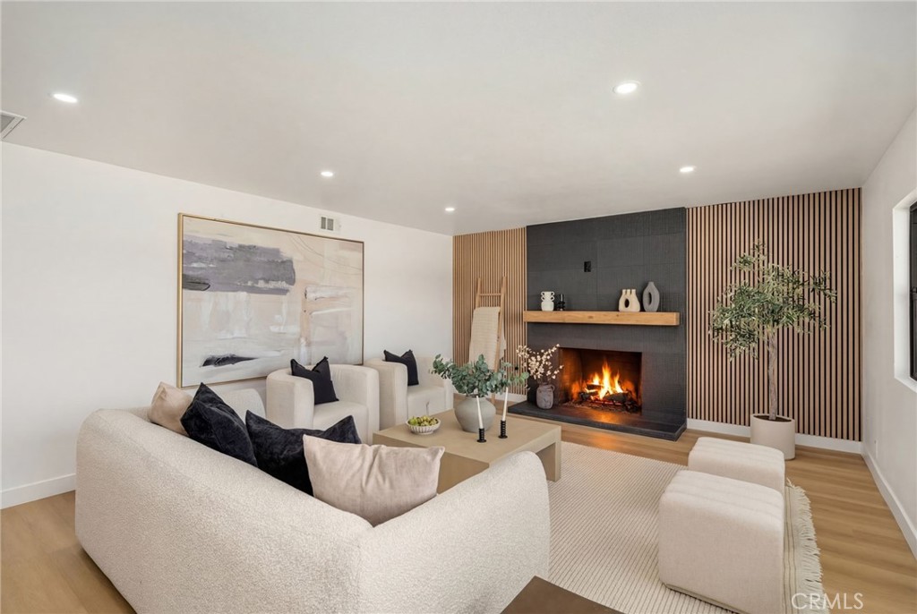 4840 Sunnybrook Avenue