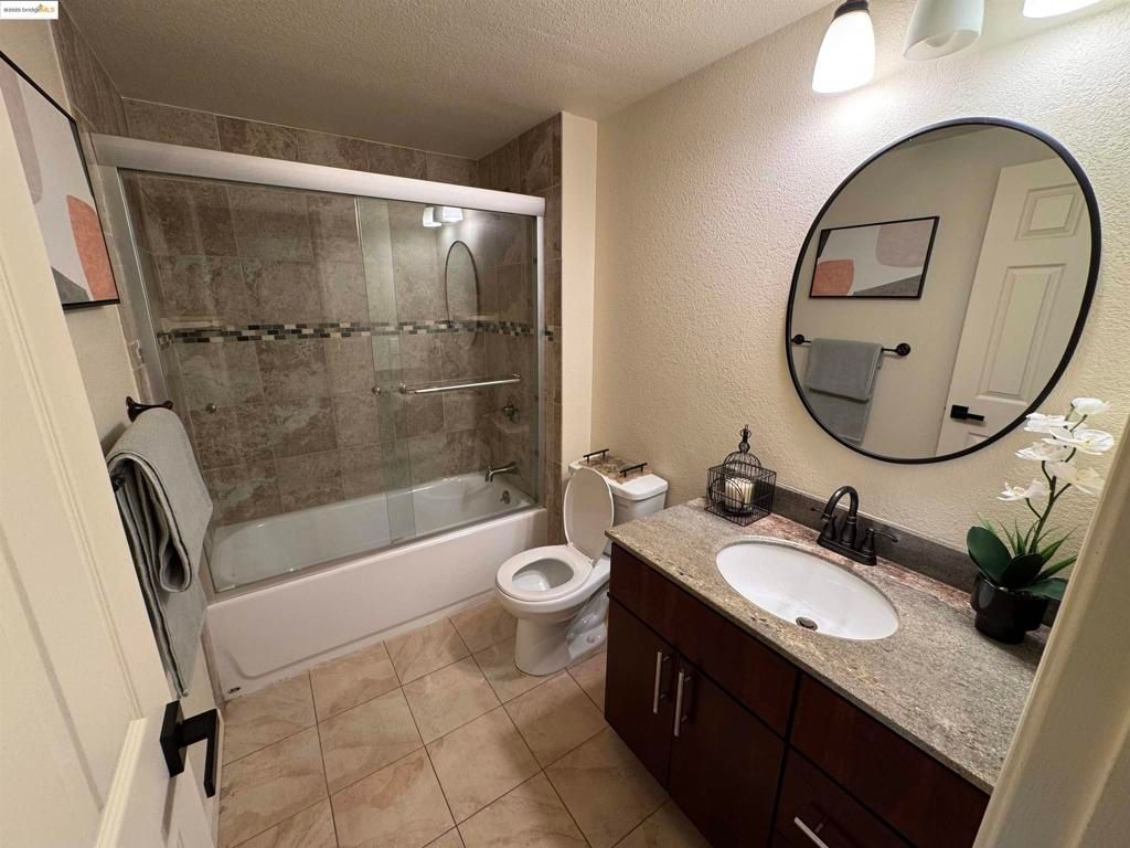 listing image 130720326592176686940