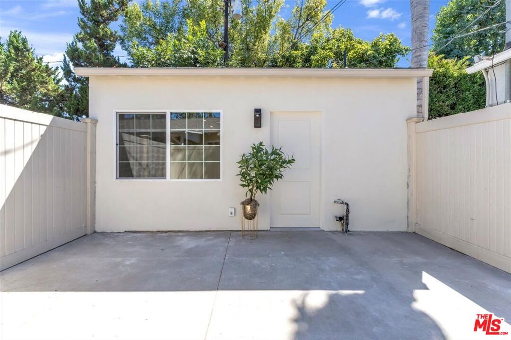 STUDIO! Private ADU just completed! Be the first to live in this adorable stunning ALL NEW studio ADU. Beautiful kitchen and bath, all fully appointed. Kitchen has new stove/range, microwave/hood, huge stainless farm sink. Bathroom in beautiful blue tones and hi-end tilework. Private laundry area outside the back door. Large patio in front is totally private and segregated from the main house. This ADU is at the back of a quiet residential property in a friendly and vibrant Valley Village neighborhood. Close to Houses of Worship, canyon & freeway access and shopping. This feels like you are in the country! Enjoy a stunning new studio for the price of an apartment.This is a private little house (ADU) in a multi-million dollar neighborhood of only single family homes. Please see virtually staged photos to imagine how to create a bedroom space and a living space in this large studio!