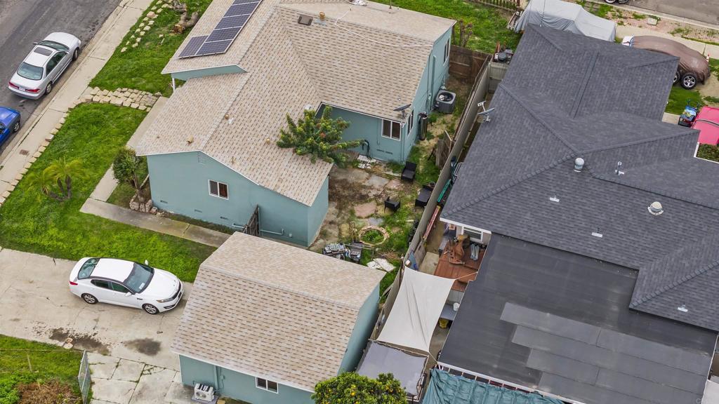 5262 cervantes Avenue