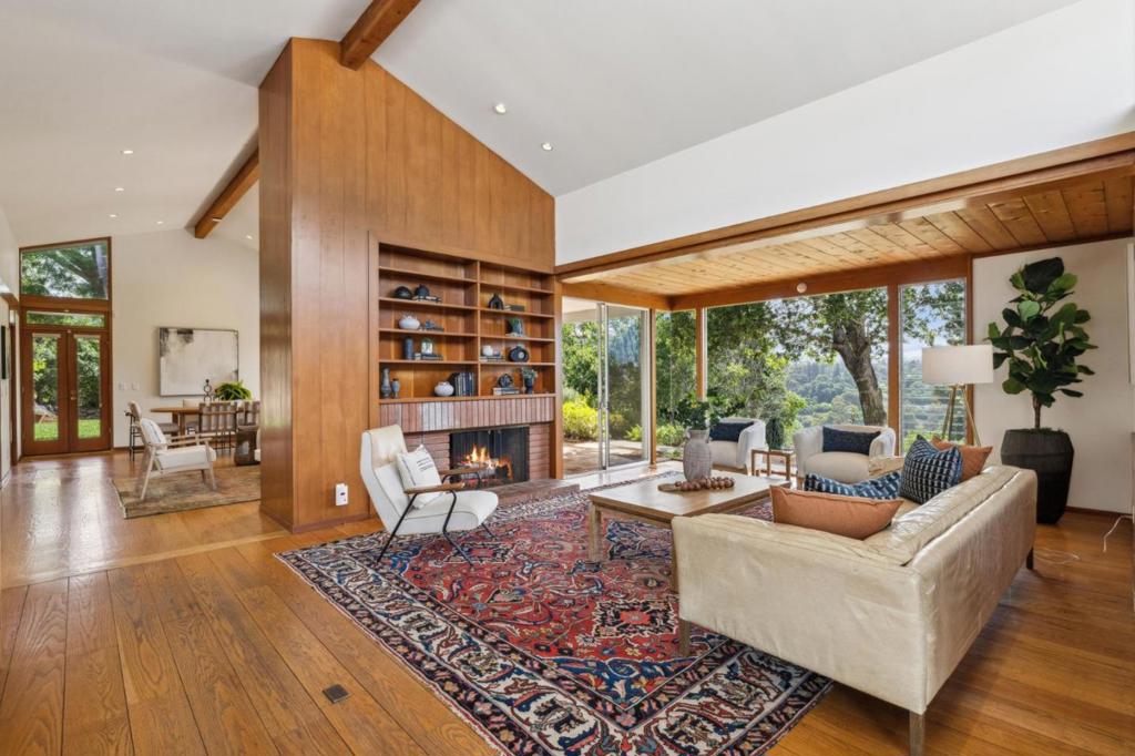12675 La Cresta Drive