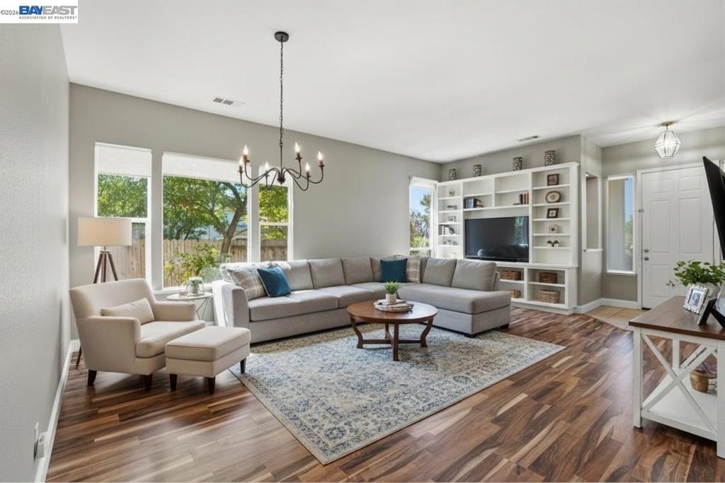 1016 Carpinteria