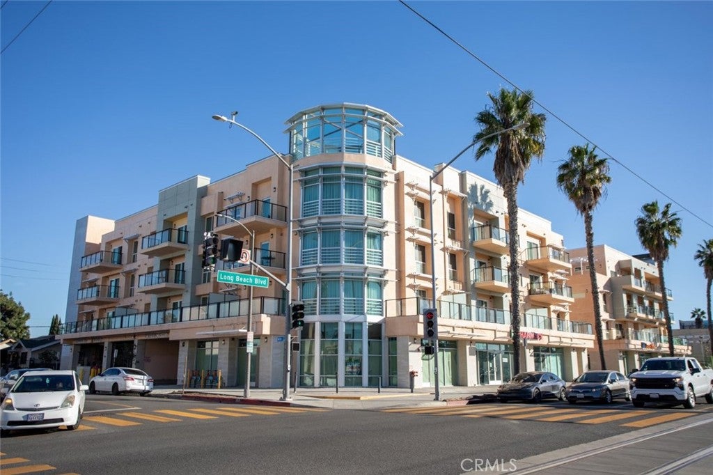1598 Long Beach Boulevard