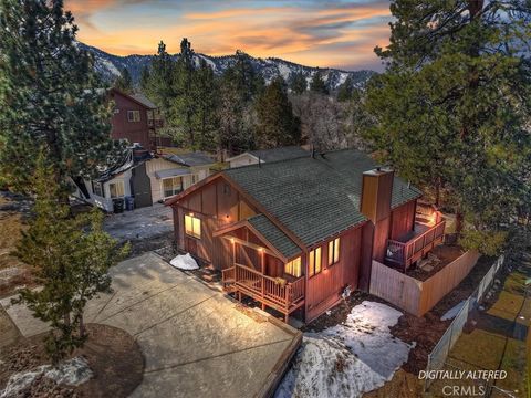 Photo of 630 Villa Grove, Big Bear City, CA 92314 (MLS # IG26073453)