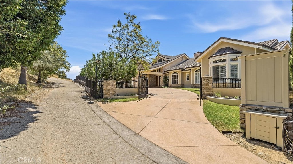 417 Long Canyon