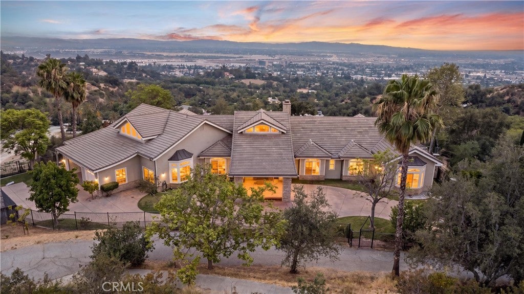 417 Long Canyon