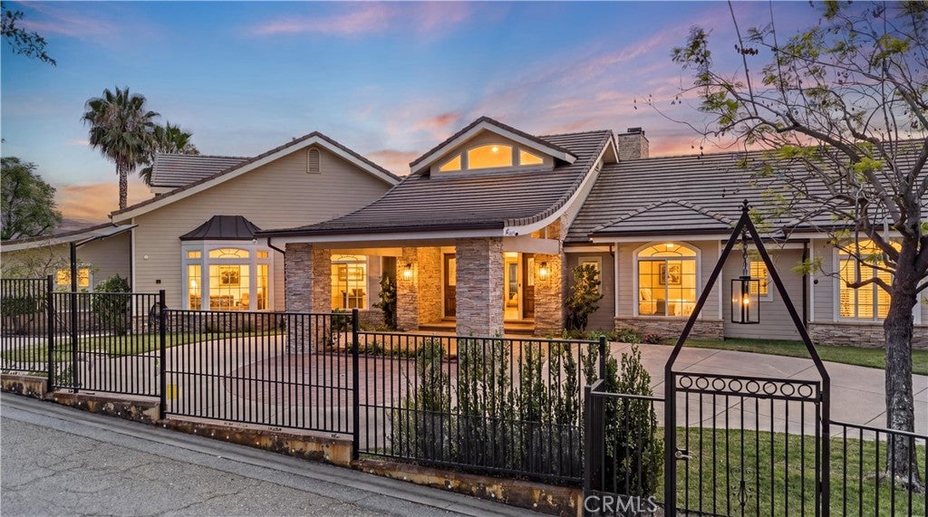 417 Long Canyon