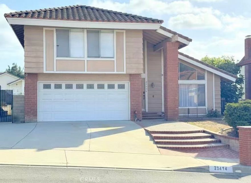 Welcome to this charming Diamond Bar residence, perfectly situated in the highly sought-after Walnut Valley School District! This home features 4 bedrooms and 3 bathrooms. Inviting atmosphere with a large family room, ideal for gatherings and everyday living. Professionally landscaped backyard with swimming pool and spa. Enjoy the unbeatable location, within walking distance to Quail Summit Elementary School and just a short stroll to local parks and shopping centers. The property is located on a peaceful cul-de-sac.