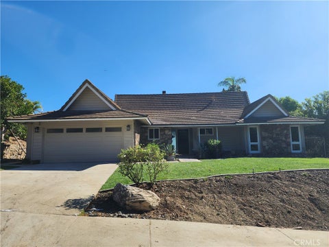 Photo of 1668 Chestnut Hill Dr, Walnut, CA 91789 (MLS # TR26215447)