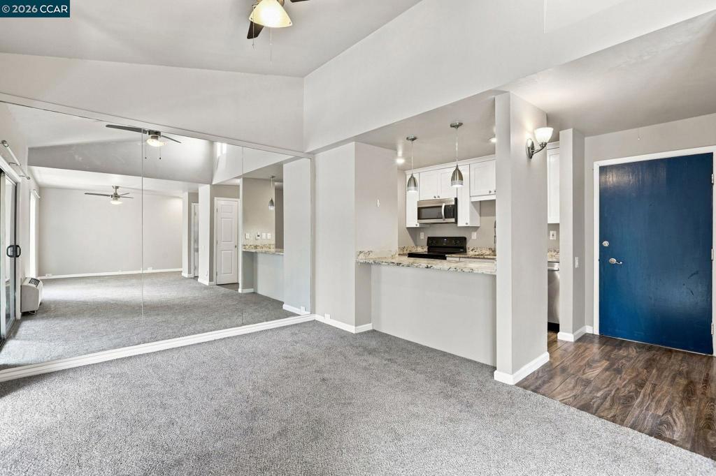 155 Sharene Ln 307