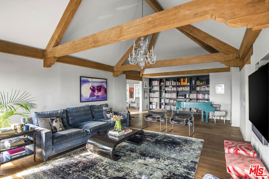 listing image 130729415689222711421