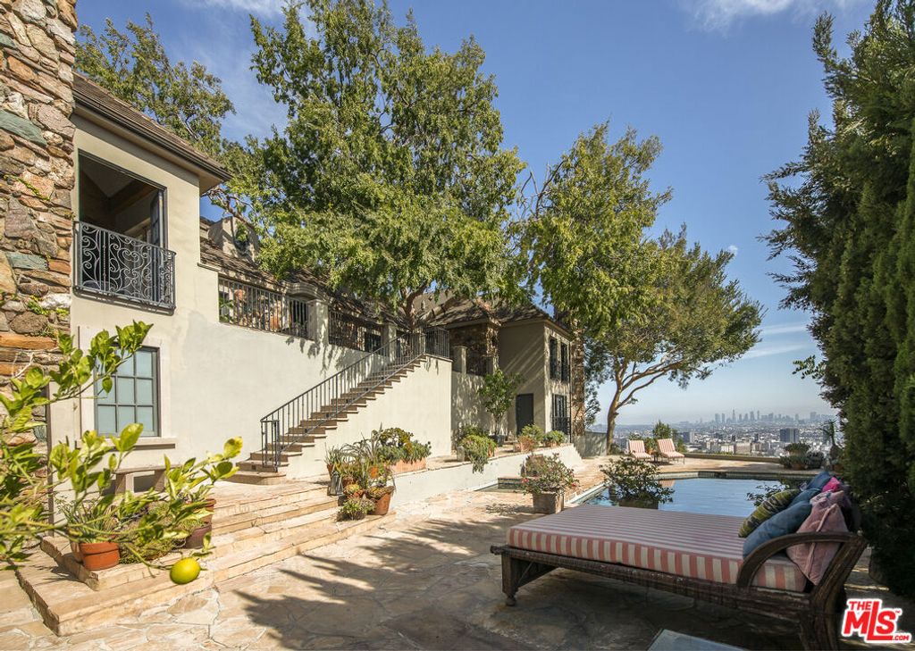 listing image 130726754482841347134