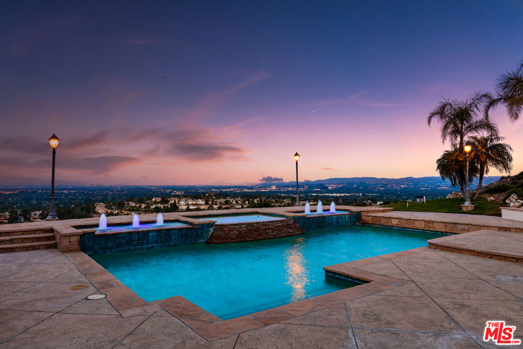 7416 Wiscasset Drive