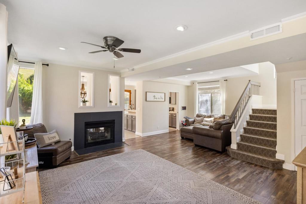 17554 Sugarmill Road