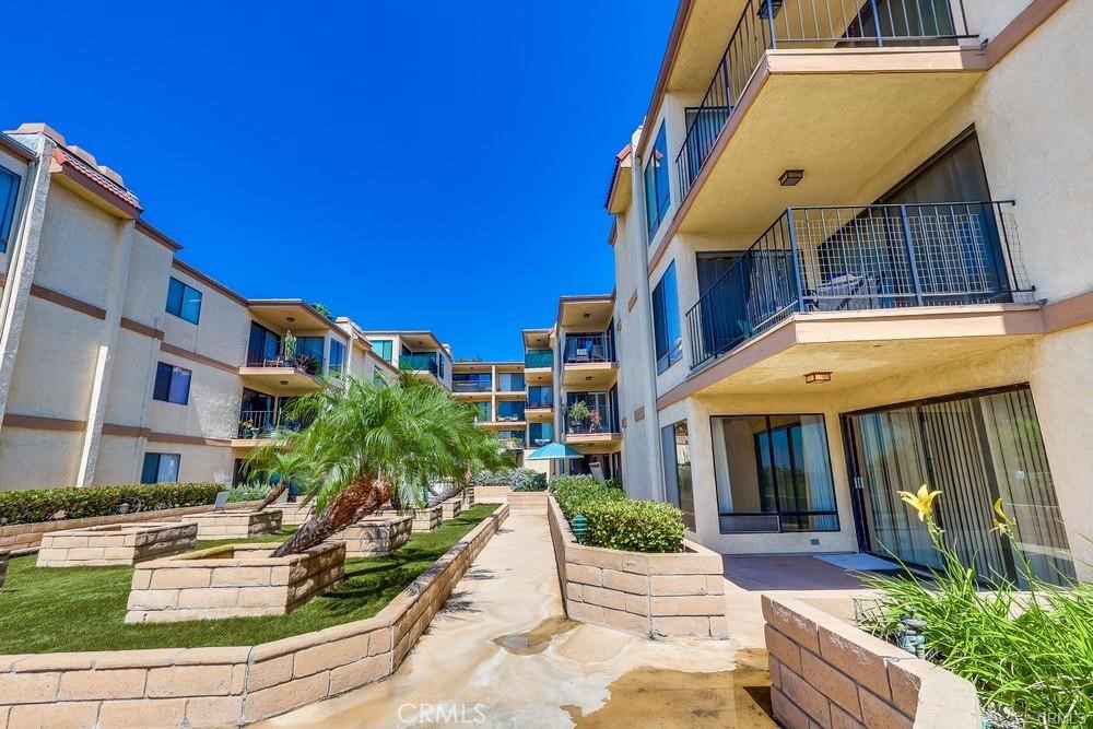 Signal Hill (SH) - Residential