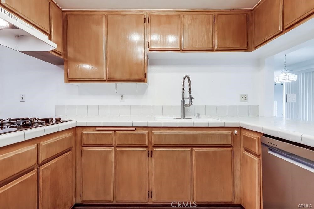 Signal Hill (SH) - Residential