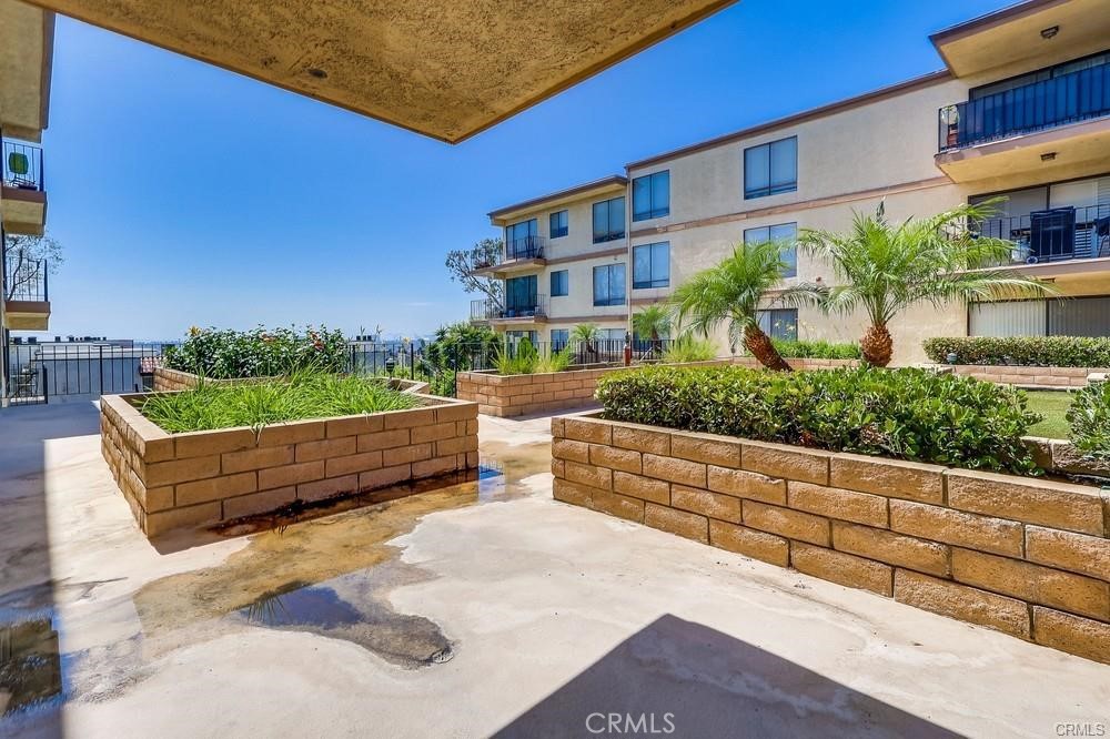 Signal Hill (SH) - Residential