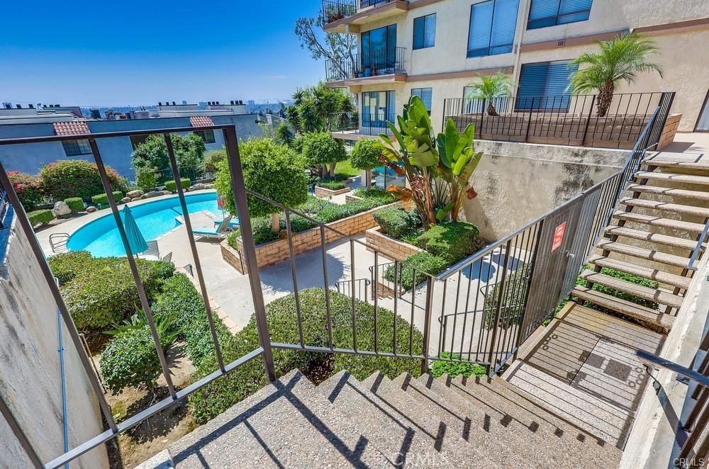 Signal Hill (SH) - Residential