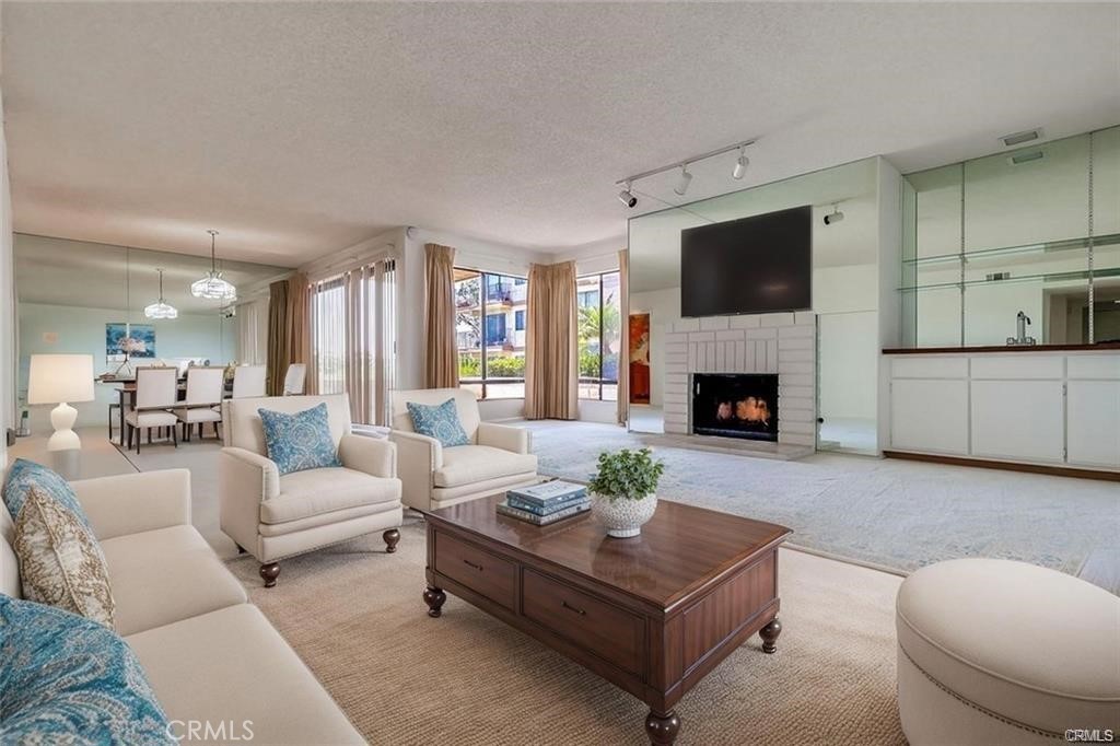 Signal Hill (SH) - Residential