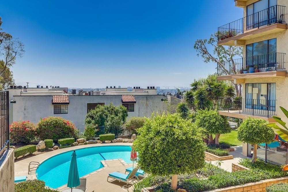 Signal Hill (SH) - Residential