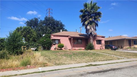Photo of 409 Brady Ave, Montebello, CA 90640 (MLS # DW26088445)