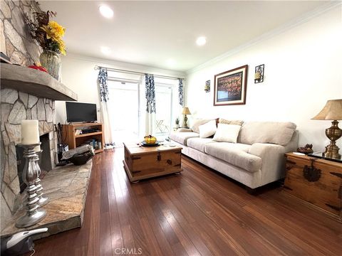 Photo of 24373 La Glorita Cir, Newhall, CA 91321 (MLS # SR25240082) Photo of 24373 La Glorita Cir, Newhall, CA 91321 (MLS # SR25240082)