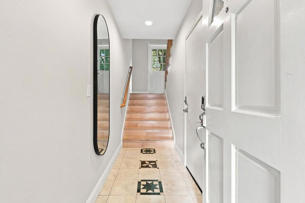 7371 Rainbow Drive