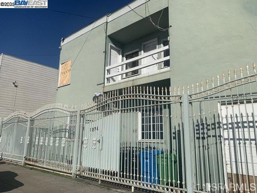 Contractor Special with so much Potential !!!  BIGGER than it looks & Presents a Wonderful OPPORTUNITY for Upgrading / Rebuilding. This FIXER/Upper Home Sitting in a Spacious 3 LOTS, Needs Everything, but well worth the effort to bring it back to it's original Condition and Beyond. Bring your Contractor, Architect and Imagination! The Opportunities are Endless for this Piece of Real Estate ! Property Selling "AS IS"