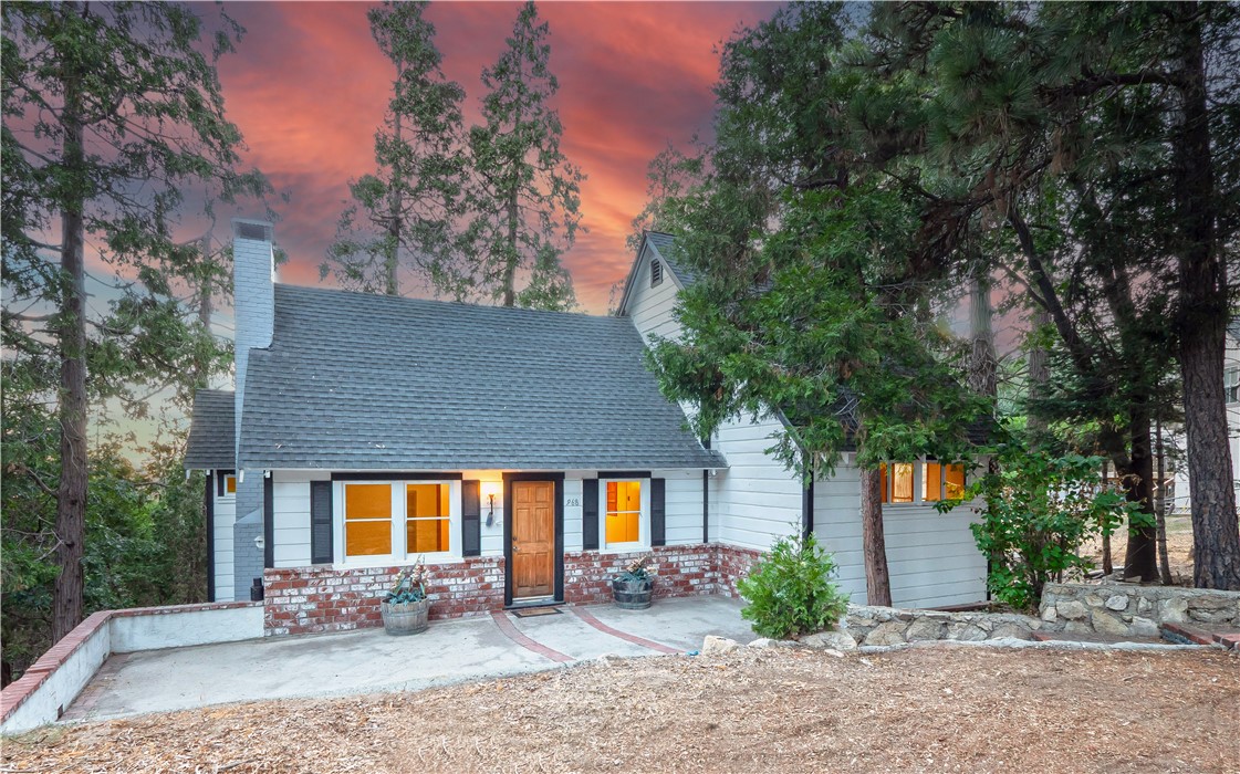 Twin Peaks (TWIN) - Residential