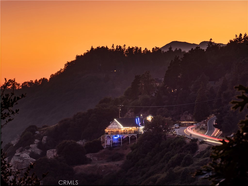 Twin Peaks (TWIN) - Residential