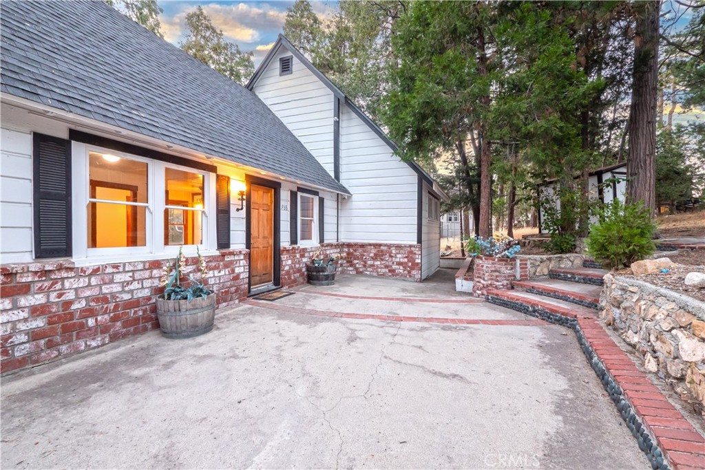 Twin Peaks (TWIN) - Residential