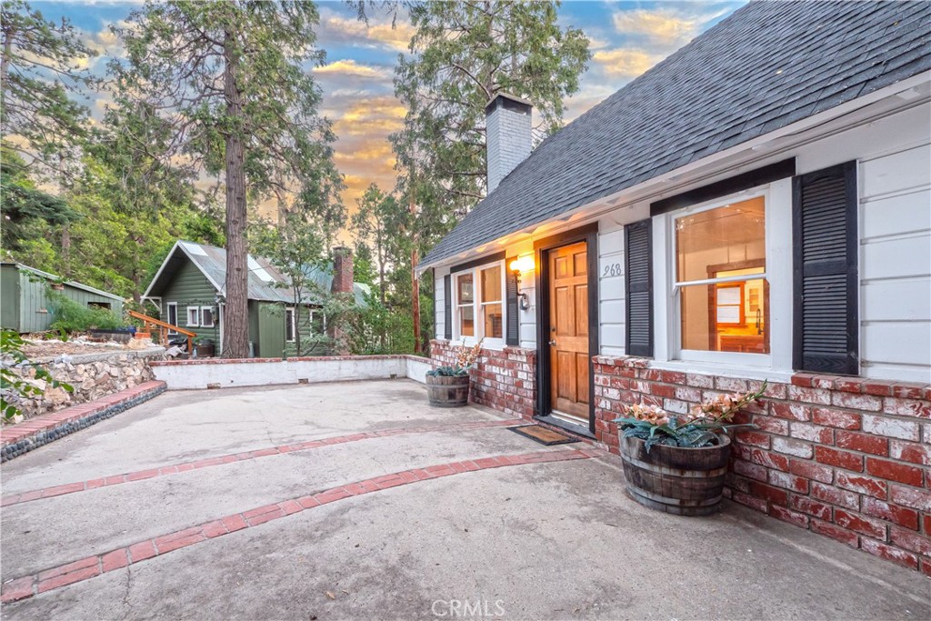 Twin Peaks (TWIN) - Residential