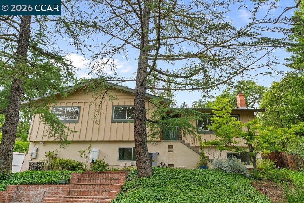 1 Kayser Ct