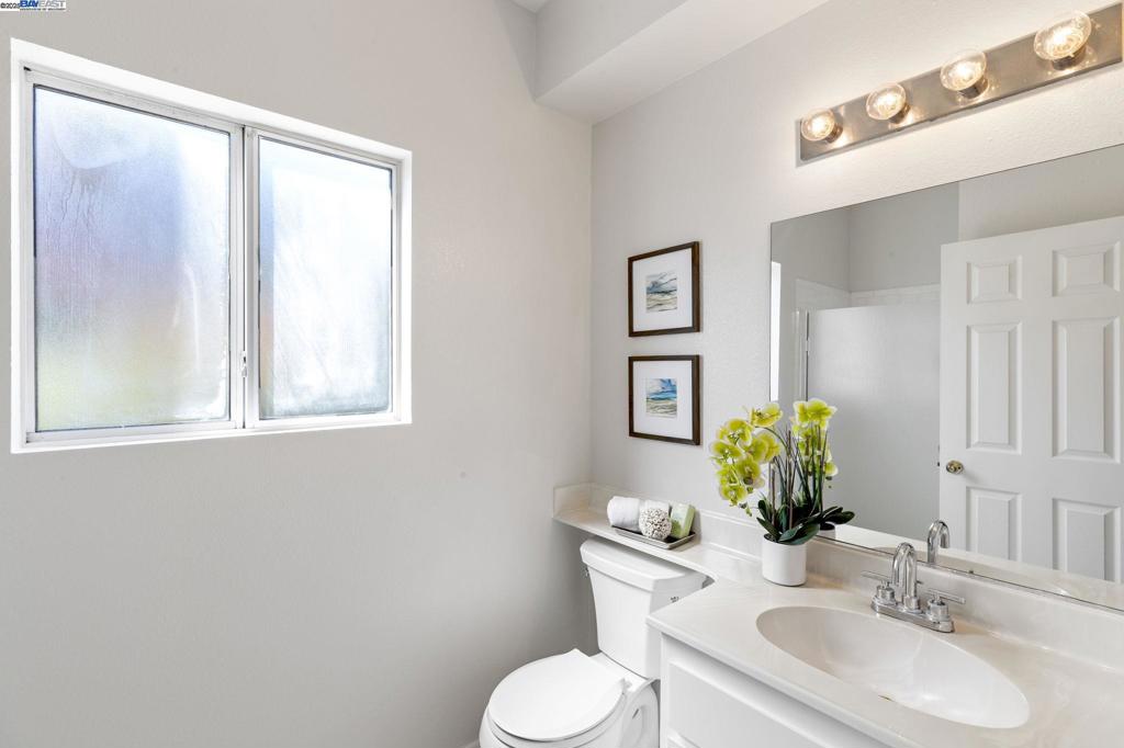 CANYON MEADOWS - Residential