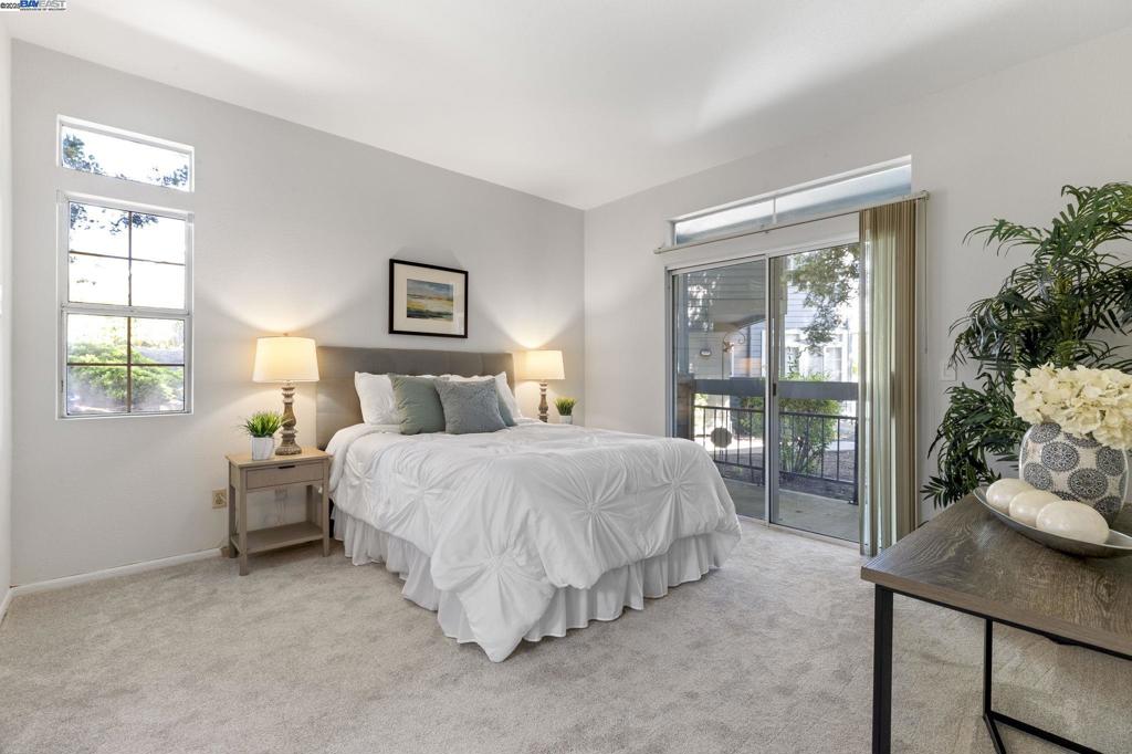 CANYON MEADOWS - Residential