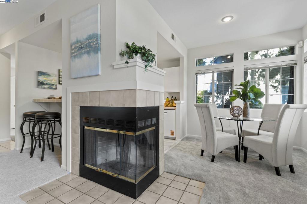 CANYON MEADOWS - Residential