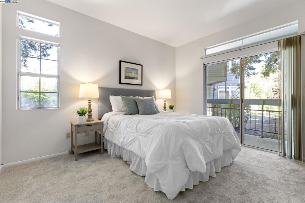 CANYON MEADOWS - Residential