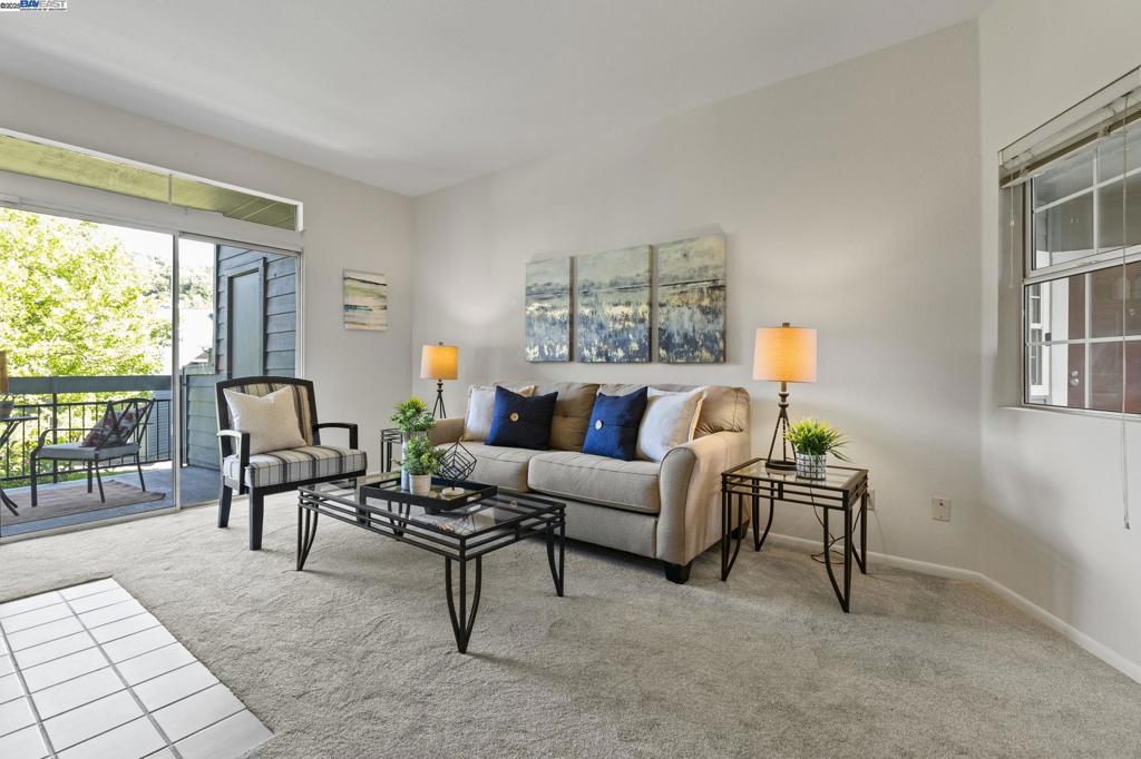 CANYON MEADOWS - Residential