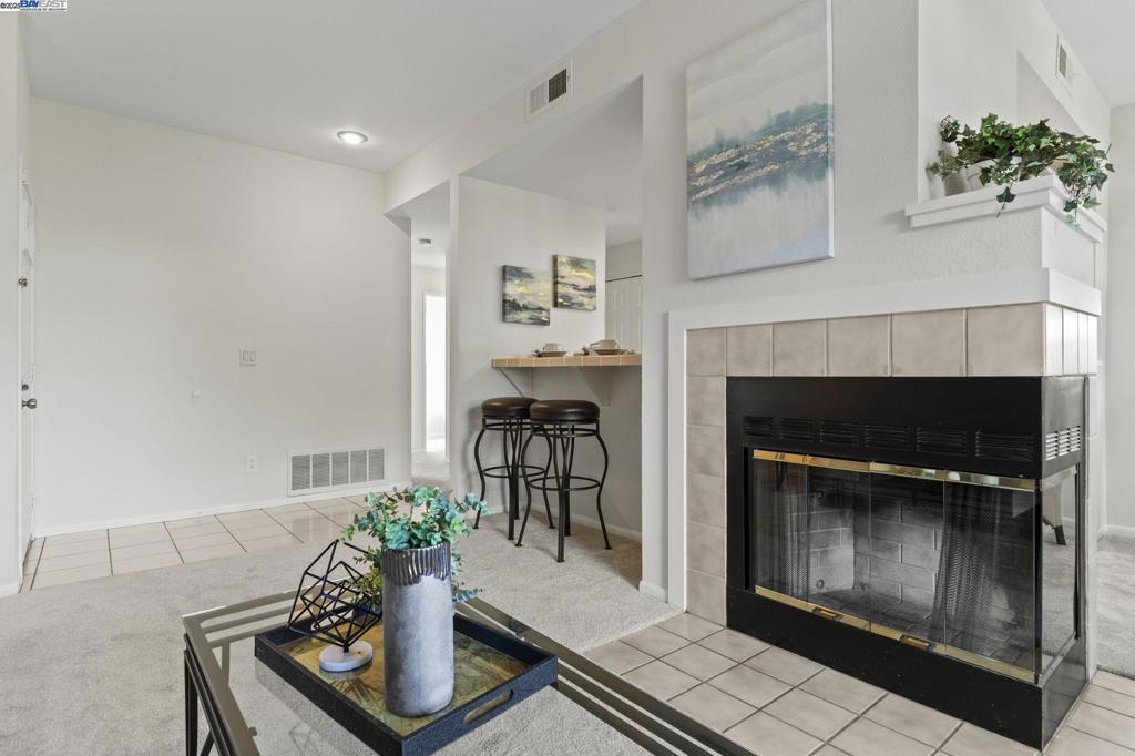 CANYON MEADOWS - Residential